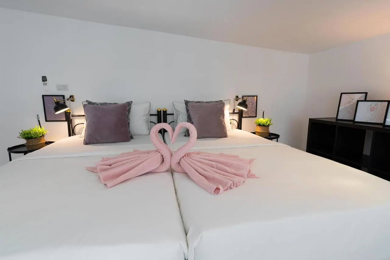 Manao Pool Villa 9 - 5 Mins Walk To The Beach Ko Lanta